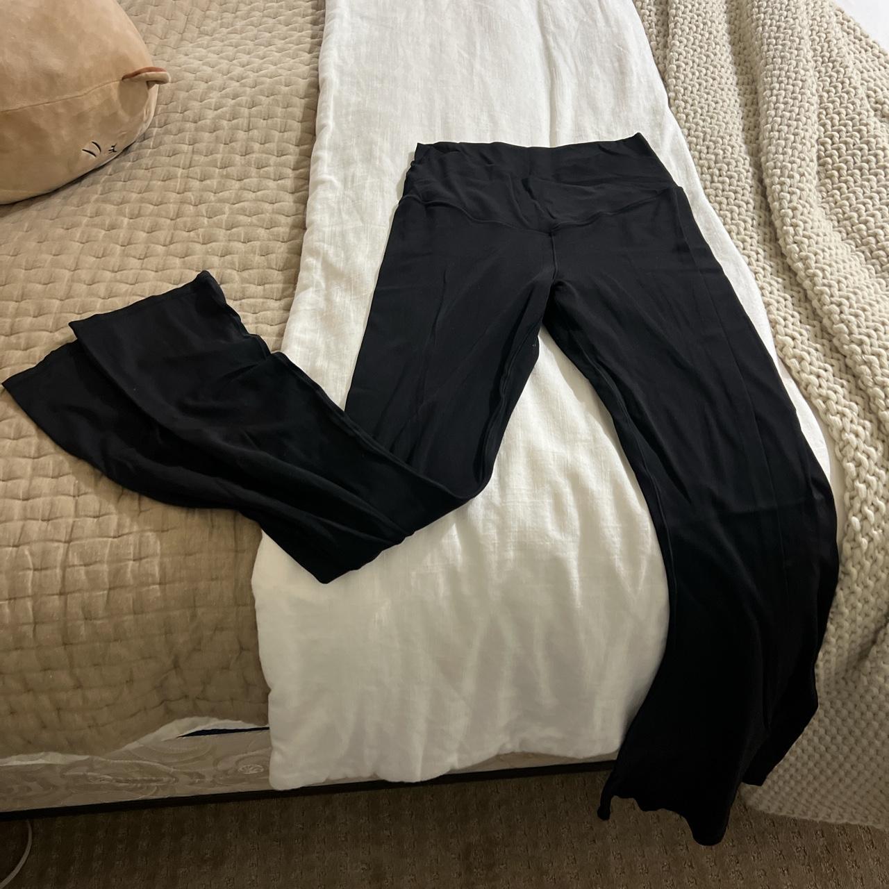 Aerie flare criss cross leggings, very stretchy Can... - Depop