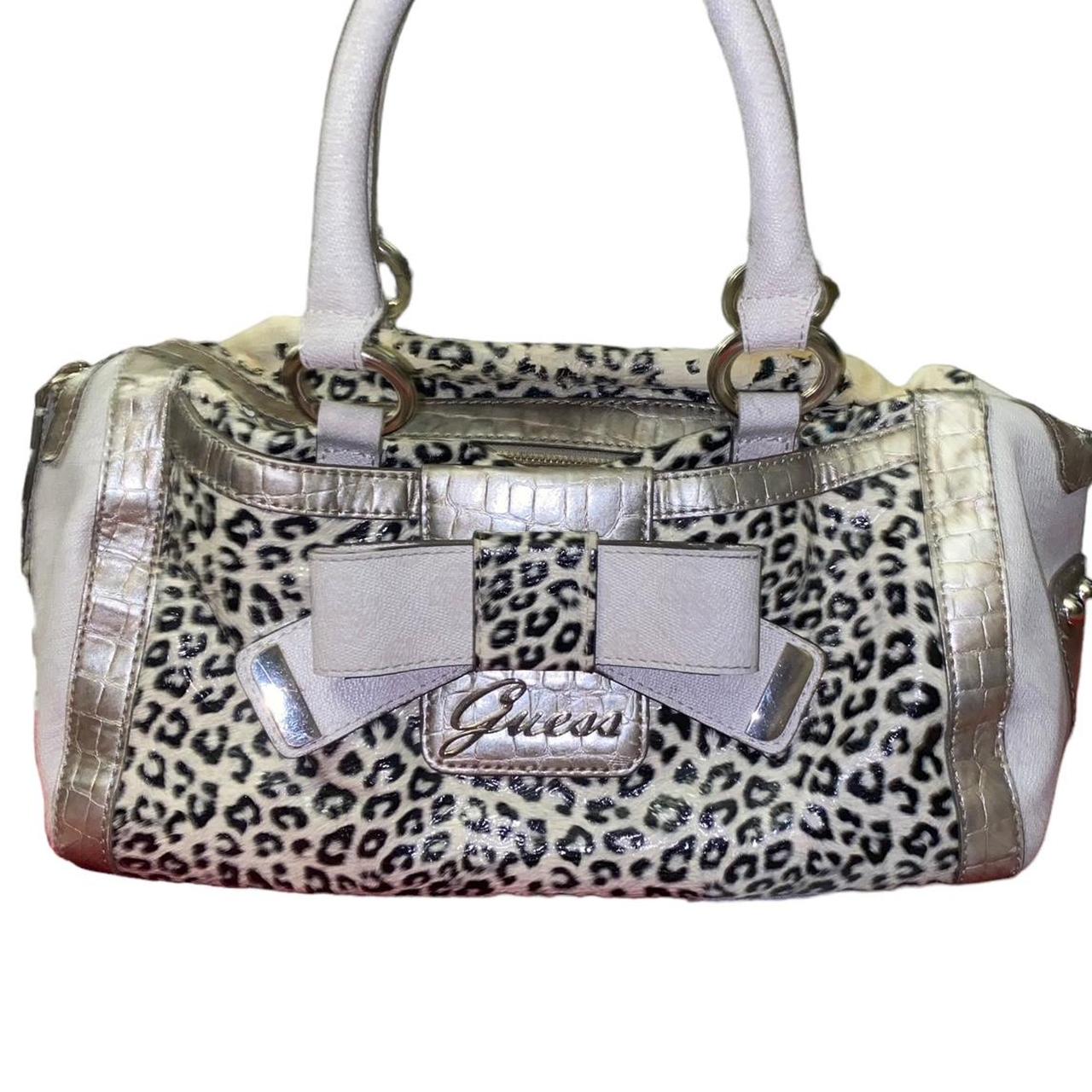 WOMENS GUESS PURSE BLACK LEATHER W DANGLE “GUESS” ON CHAIN. LEOPARD PRINT  LINER | Guess purses, Purses, Black leather