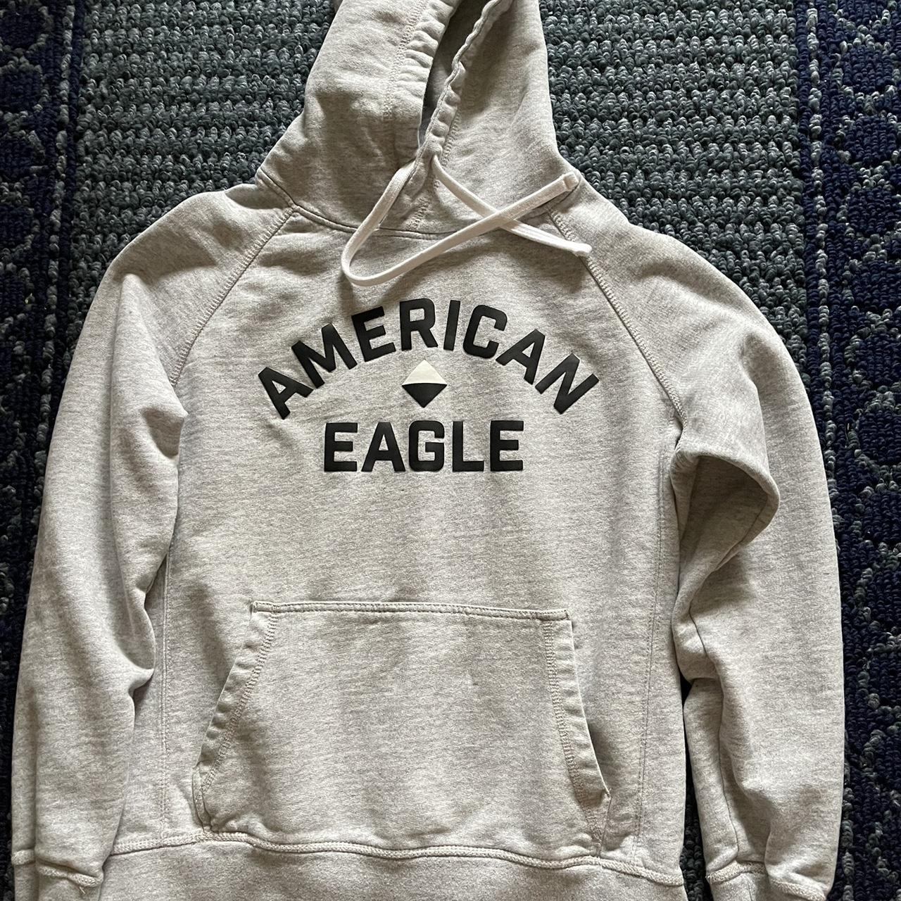 American Eagle Men's Grey Sweatshirt Depop