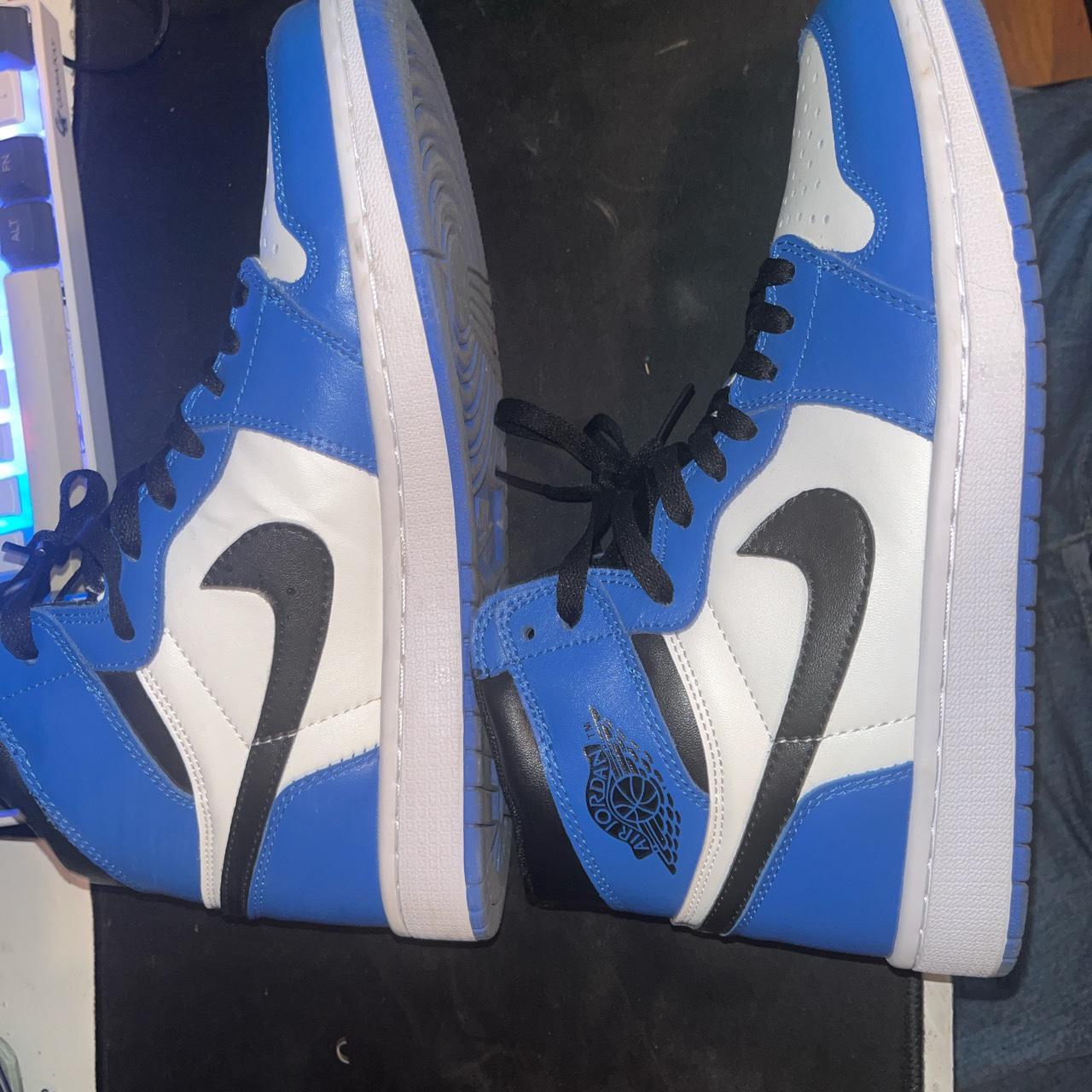 size-9-air-jordan-1-mids-good-condition-no-creases-depop