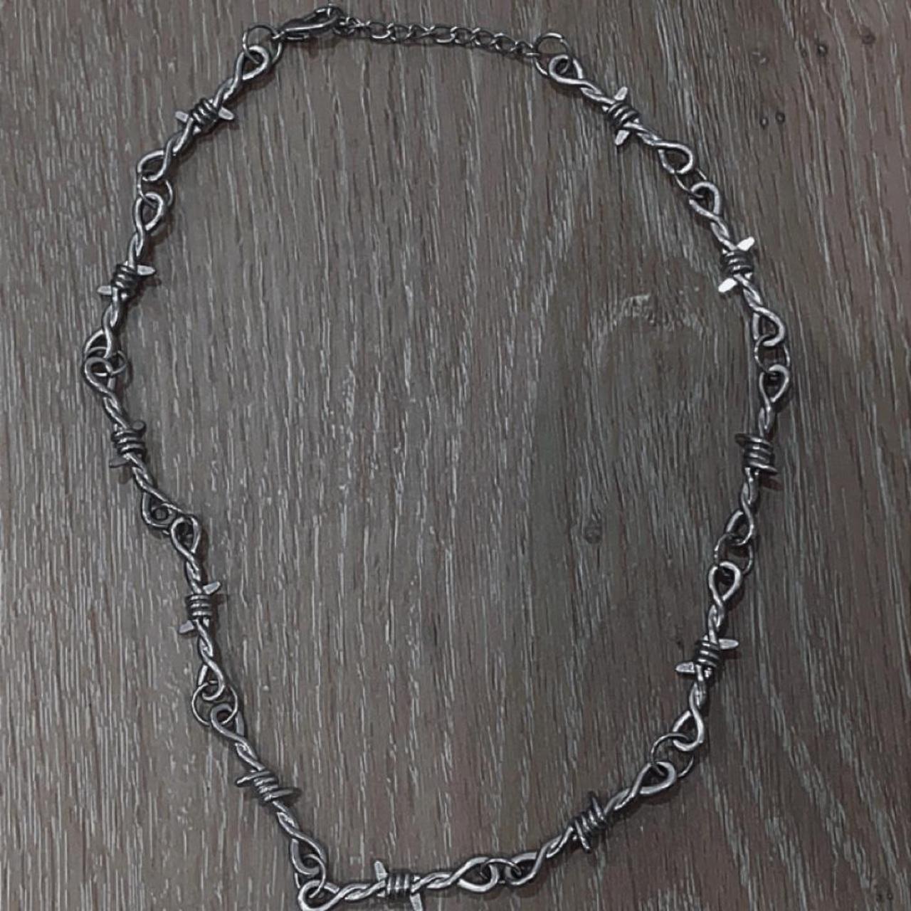 Layered Three O Ring Barbed Wire Necklace | seven swords chains