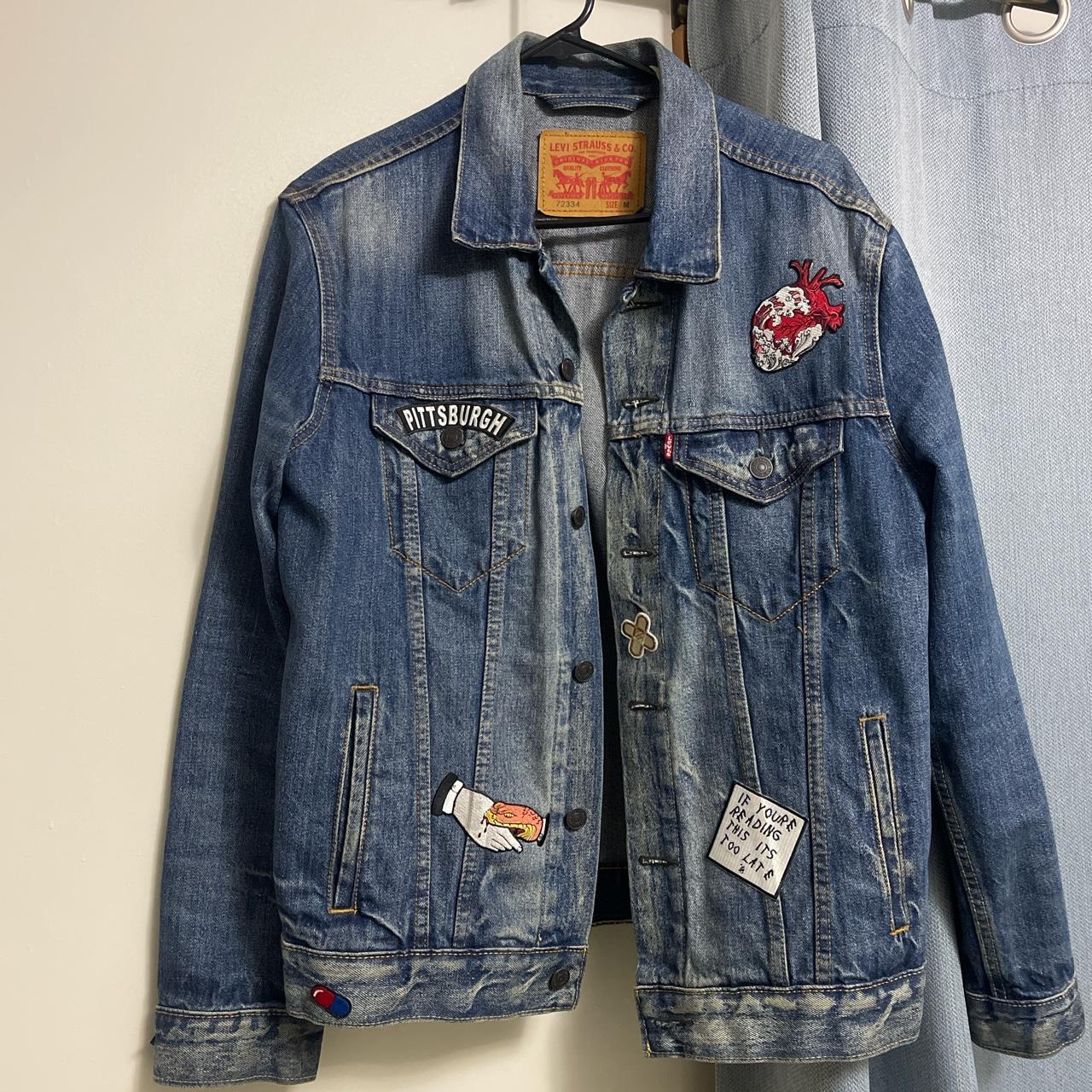 Patch work Jean jacket Levi M - Depop