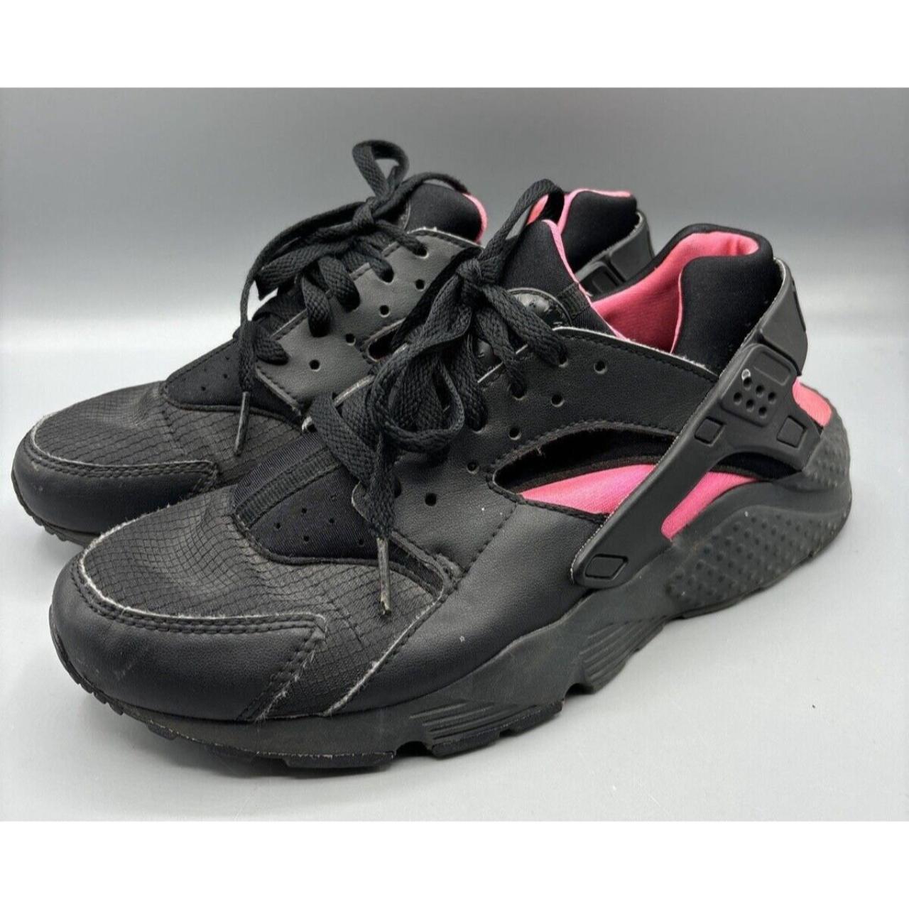 Nike Youth Girls Huarache Sneakers 7 Y Black Pink. Depop