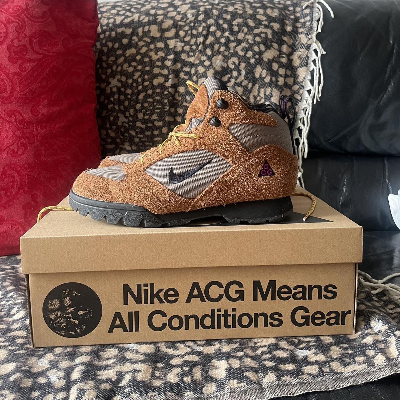 acg waterproof boots