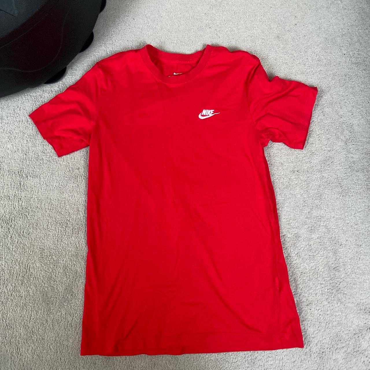 team red nike shirt