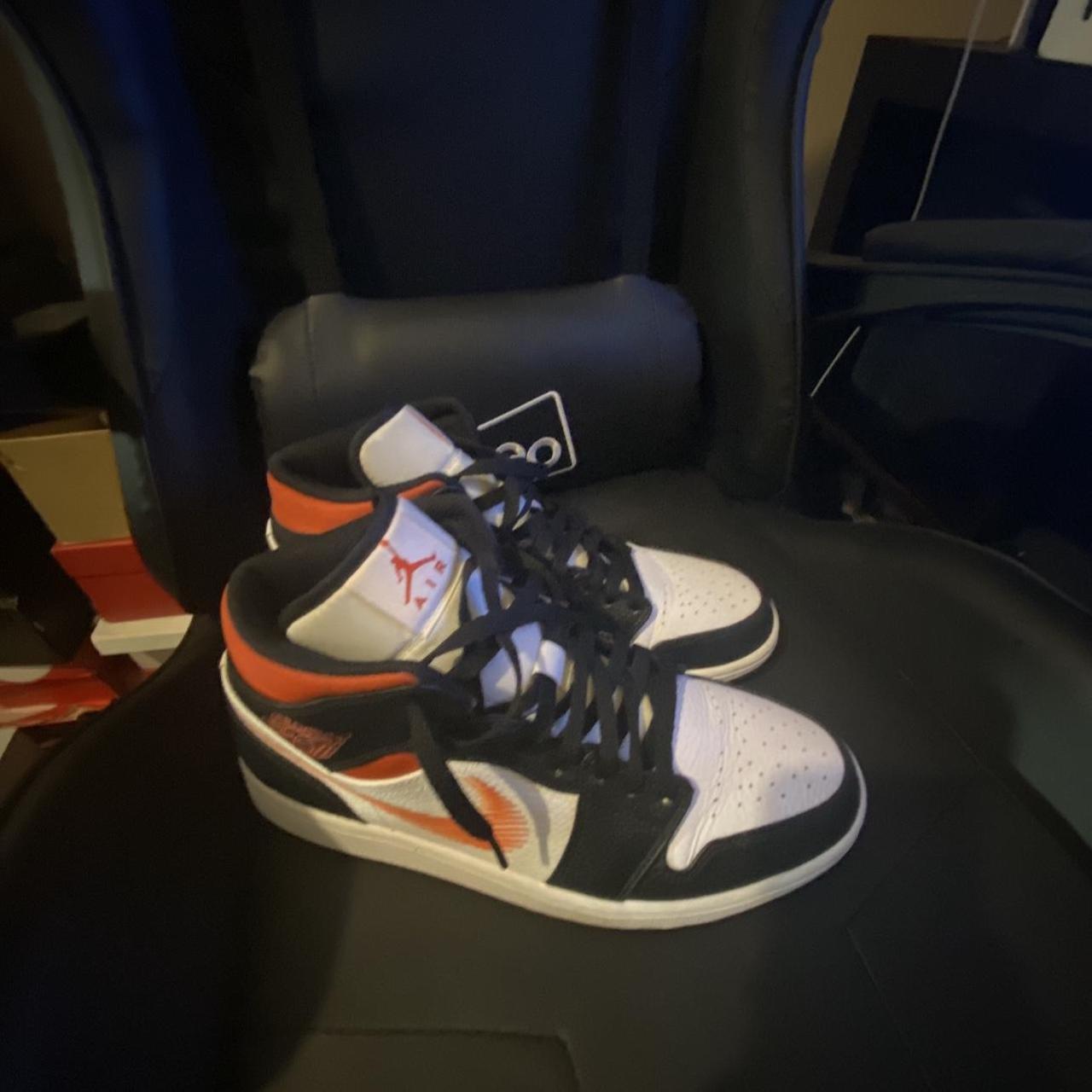 jordan 1 mid zig zag swoosh