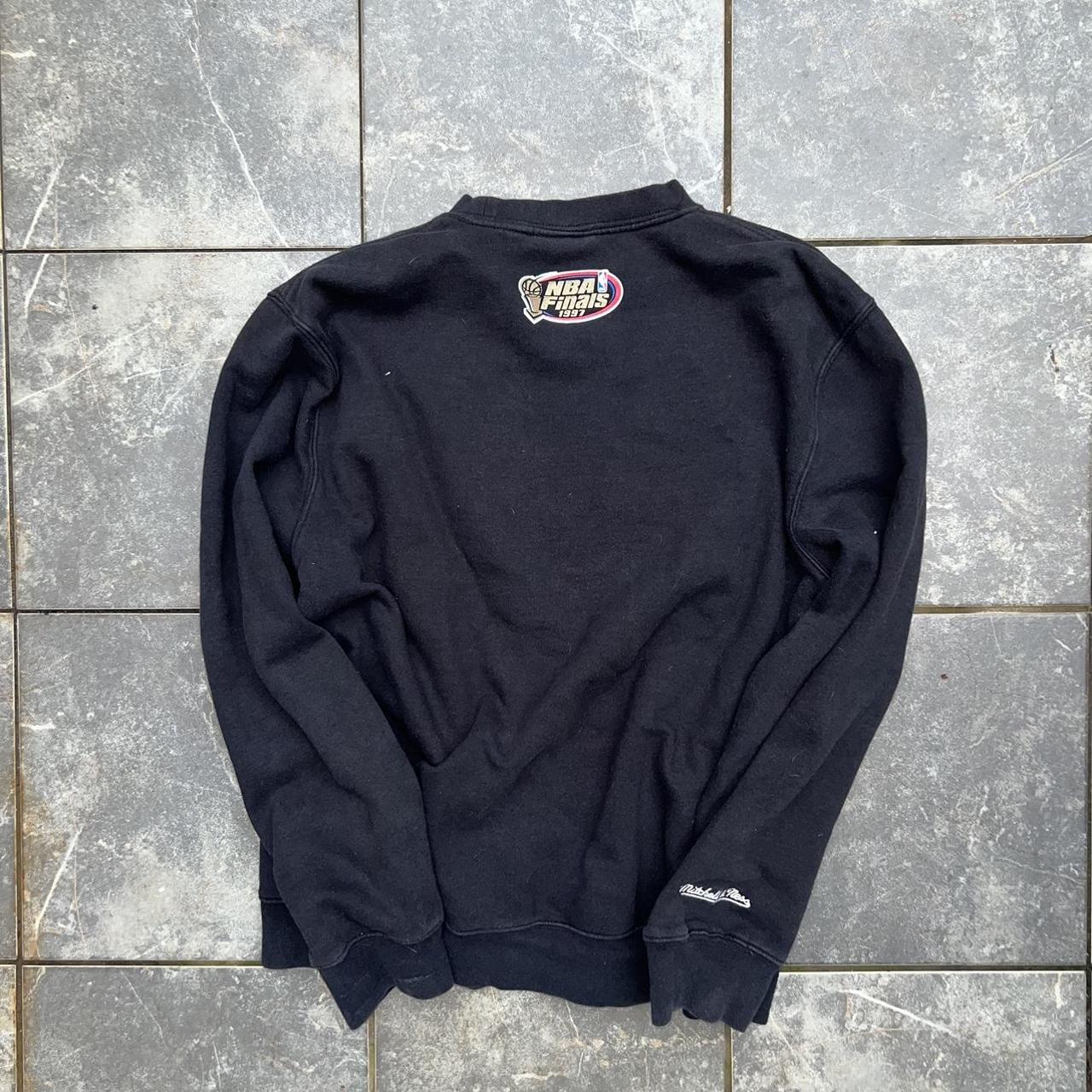 NBA Men's Black and Red Jumper | Depop