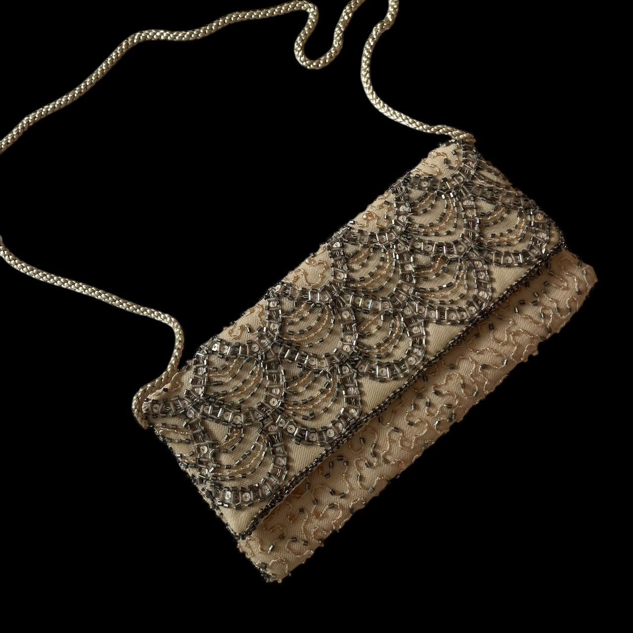 item listed by gvtgthrifts