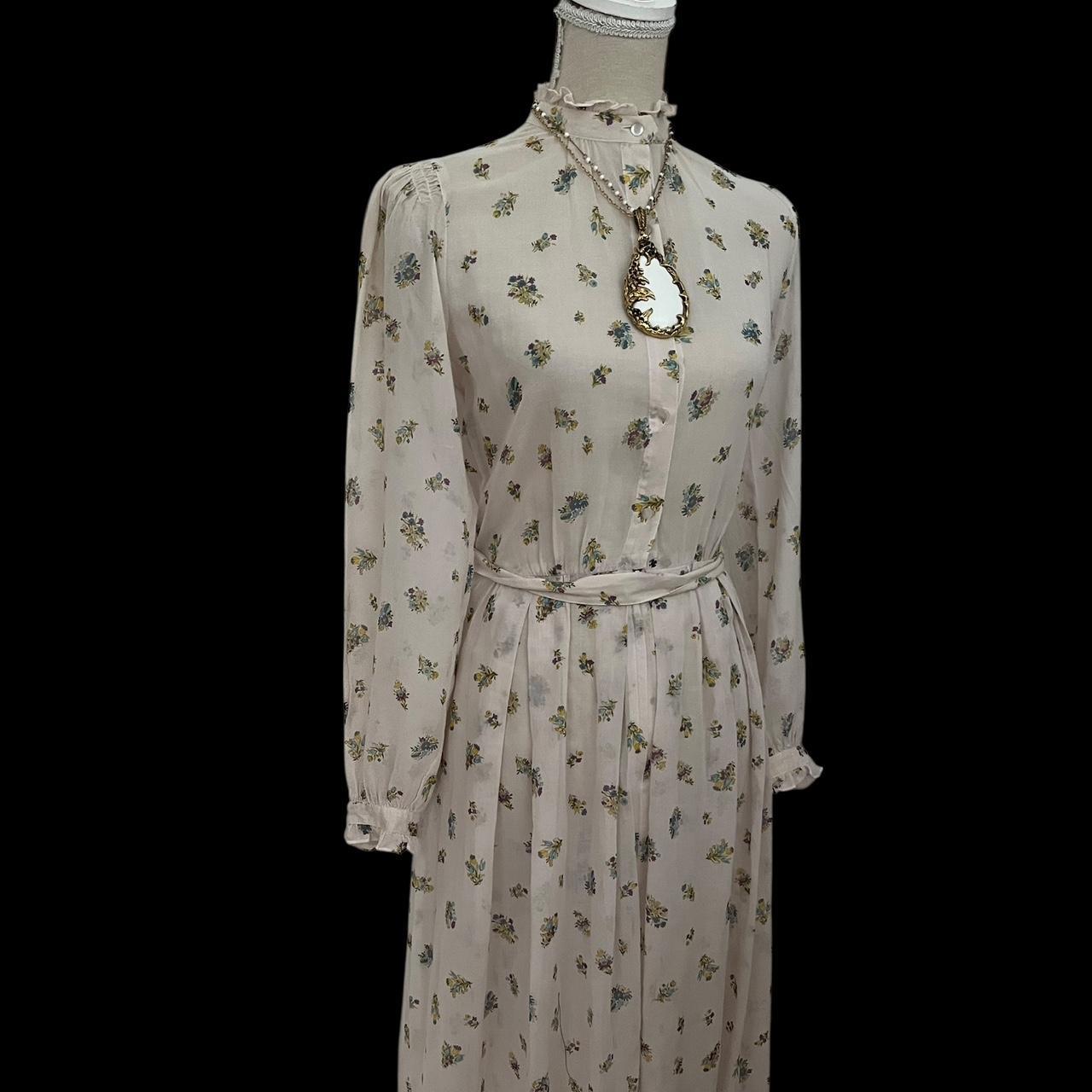 item listed by gvtgthrifts