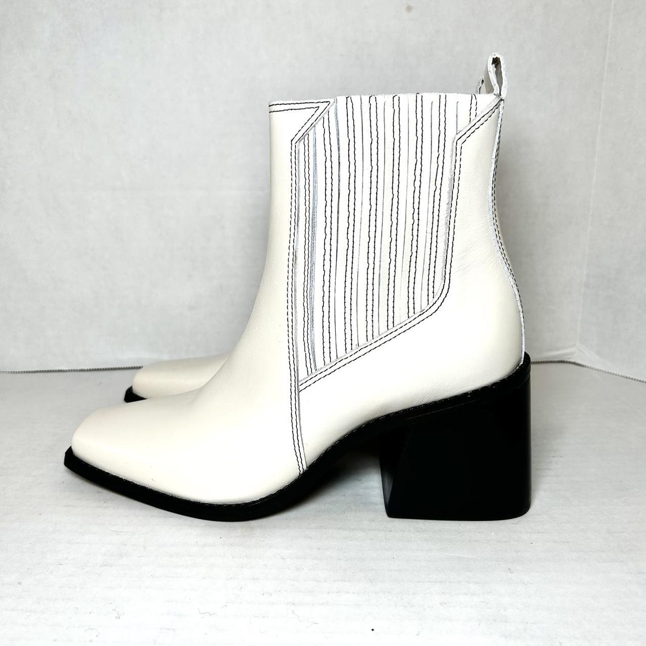 Vince Camuto Women's White Boots (3)