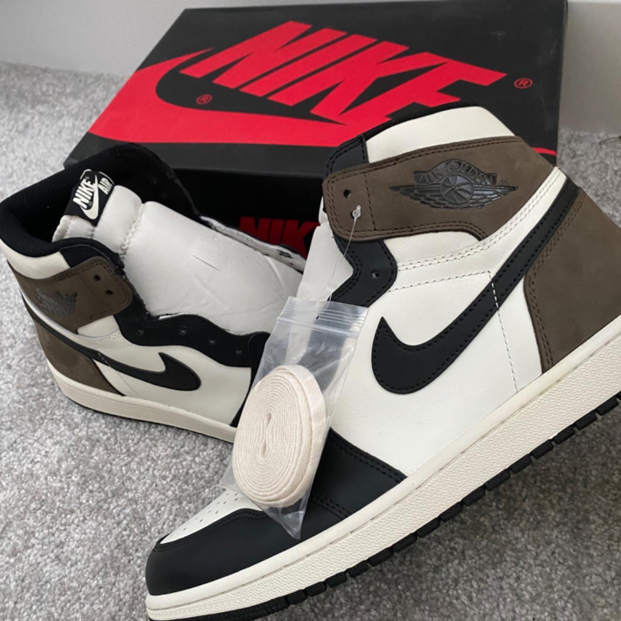 jordan1 mocha size 12