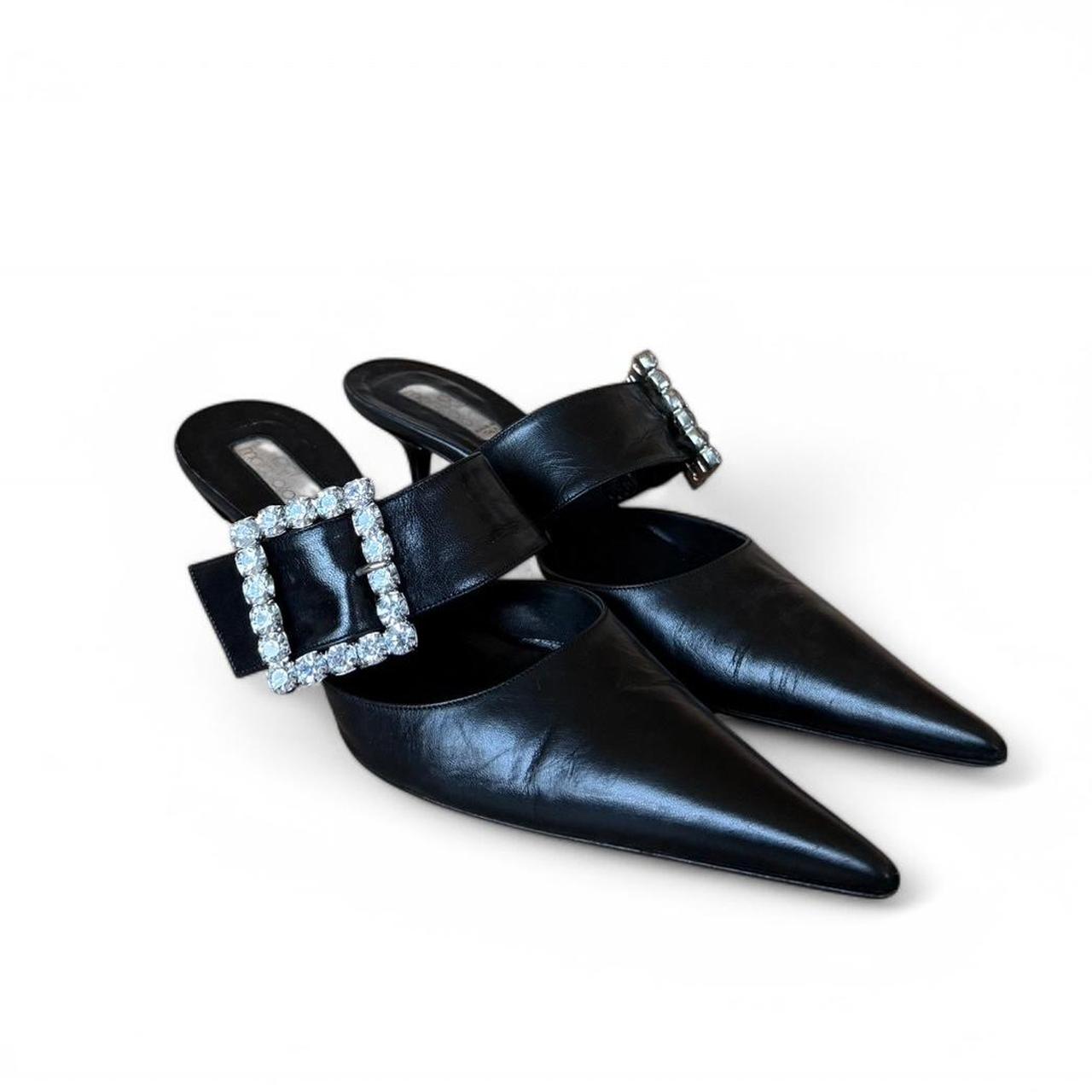 item listed by byblankslate