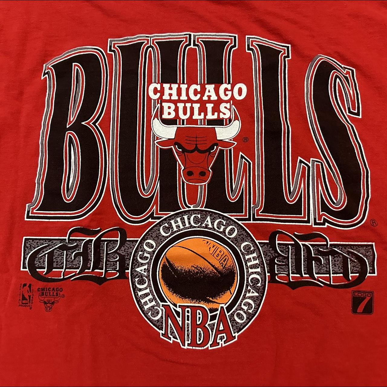 Y2K Chicago Bulls Shirt Logo 7 Tag Size... - Depop