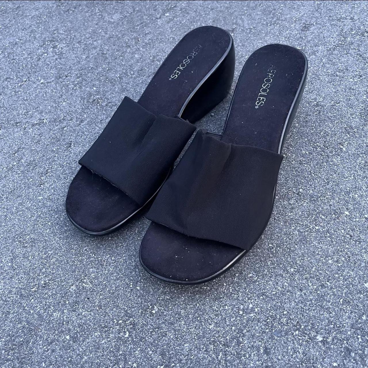 Aerosoles slides online