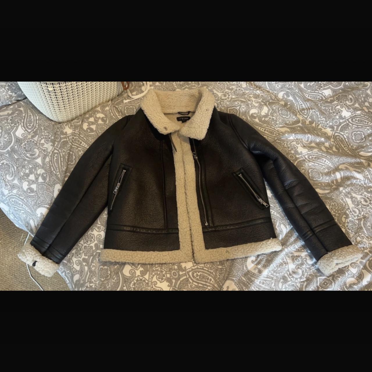 New look aviator jacket Lovely jacket, really thick... - Depop