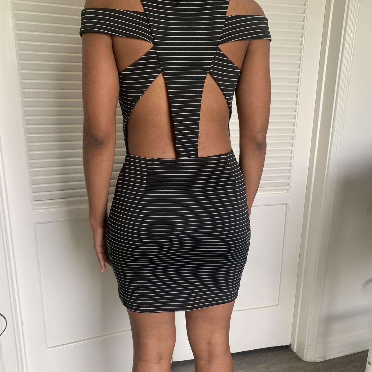 Dresses 4 inches on sale above the knee