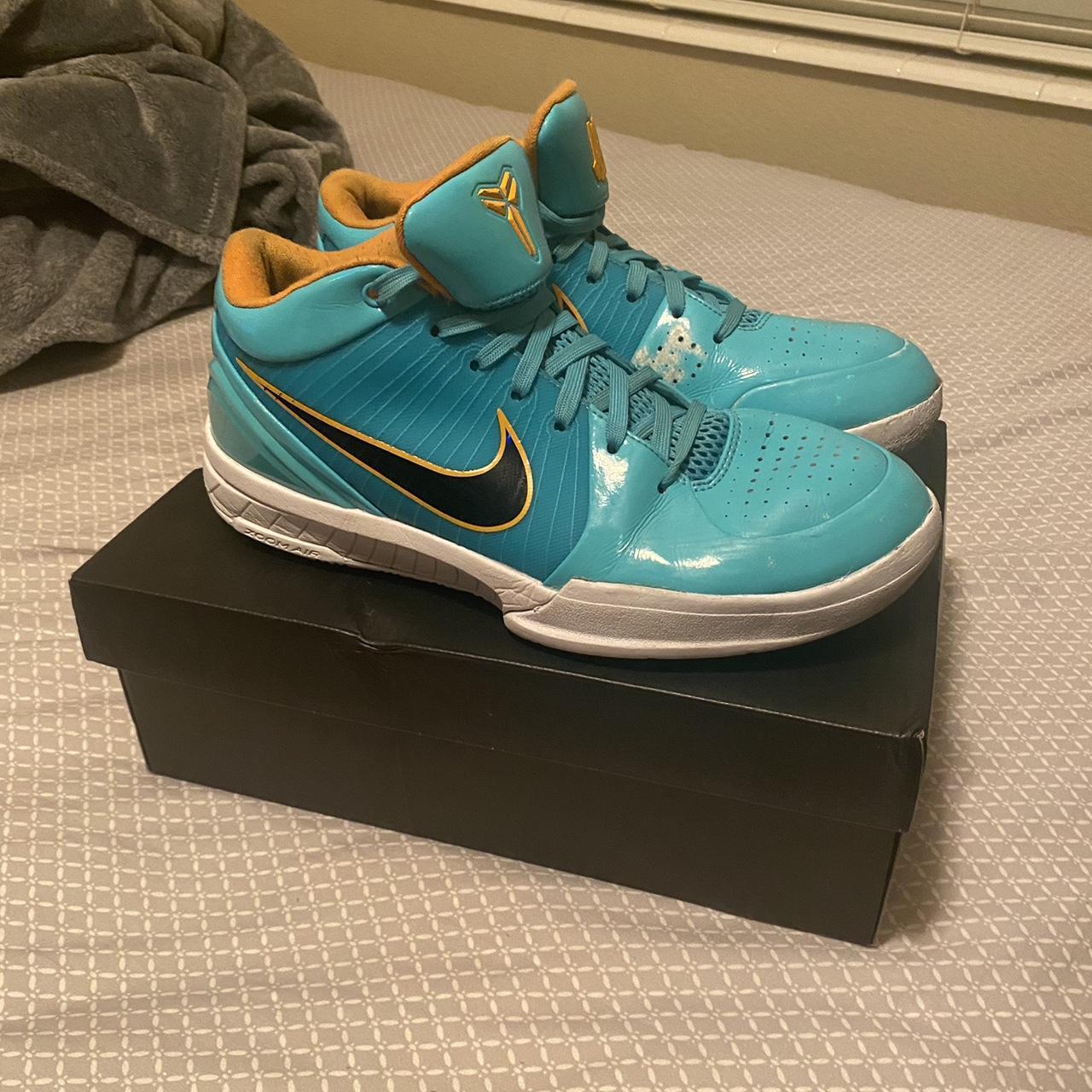 where to buy kobe 4 protro undefeated