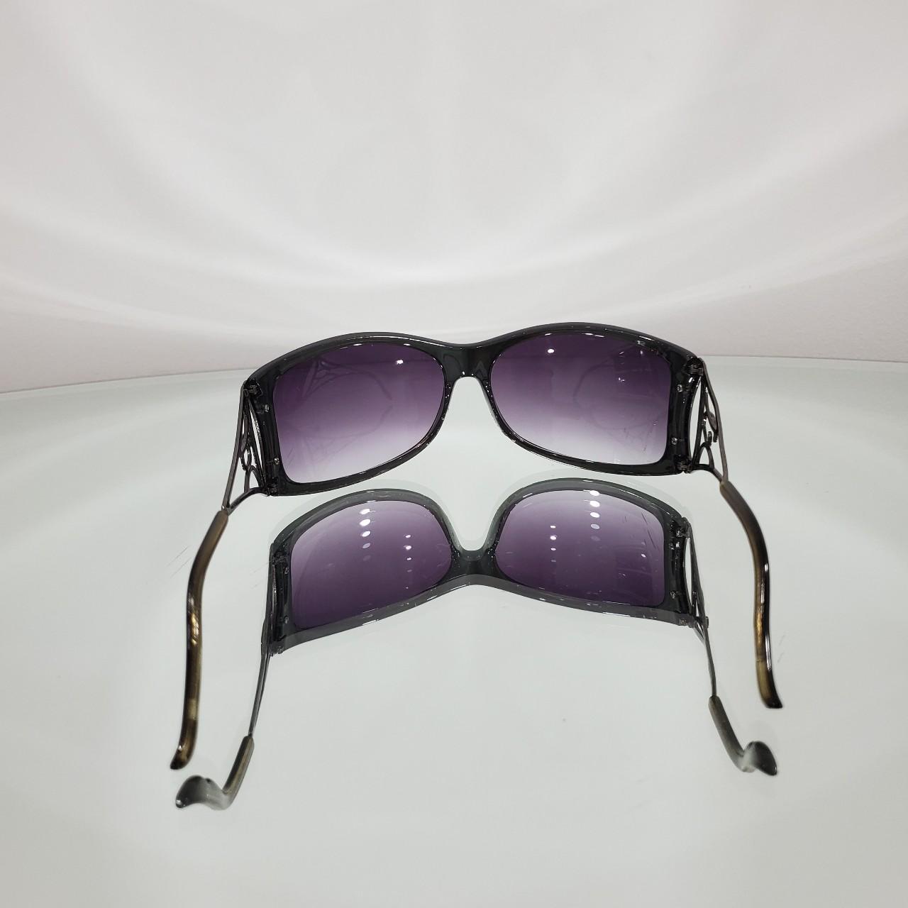 Women's Black and Silver Sunglasses (2)