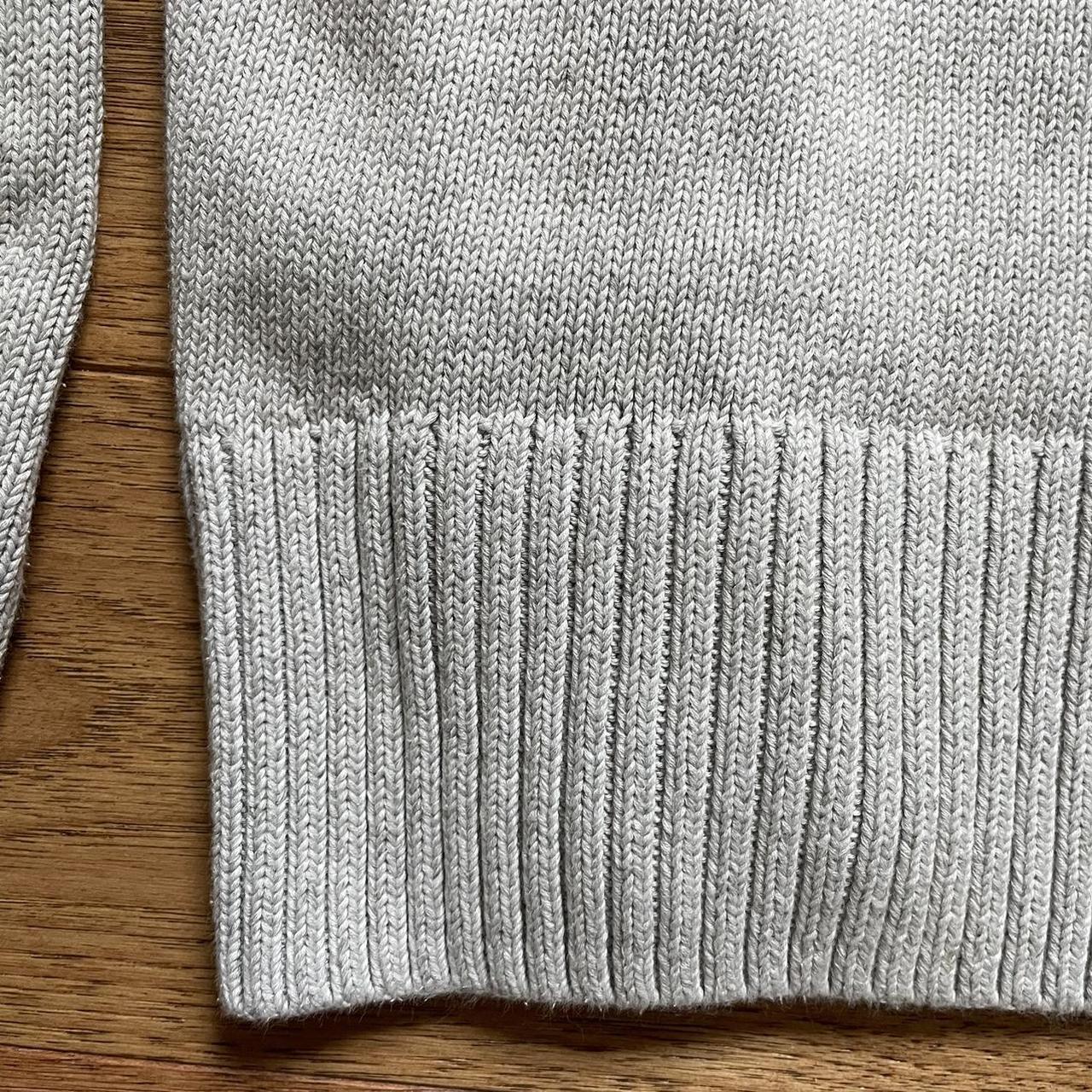 Everlane light gray sweater - Depop