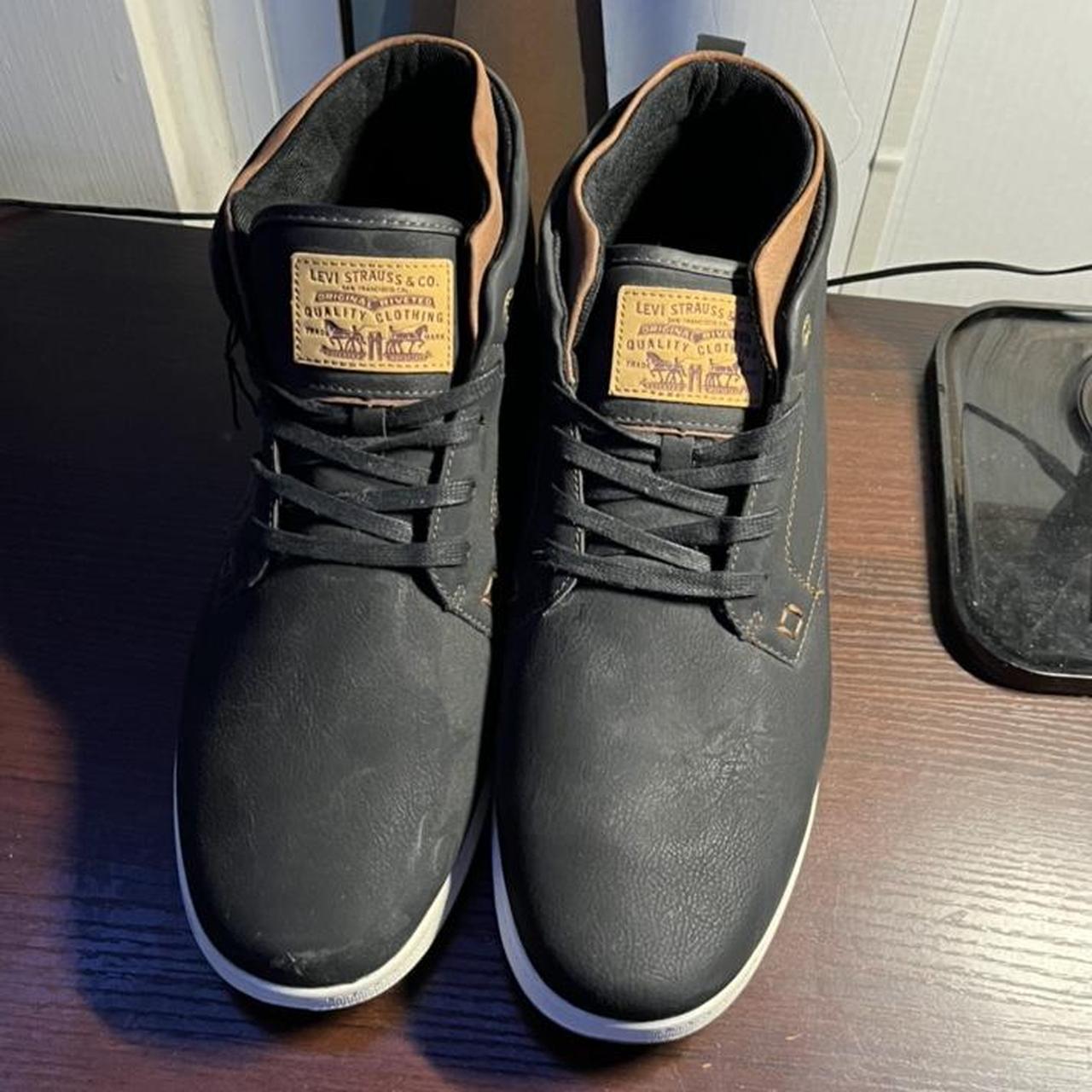 Levi sales brand shoes