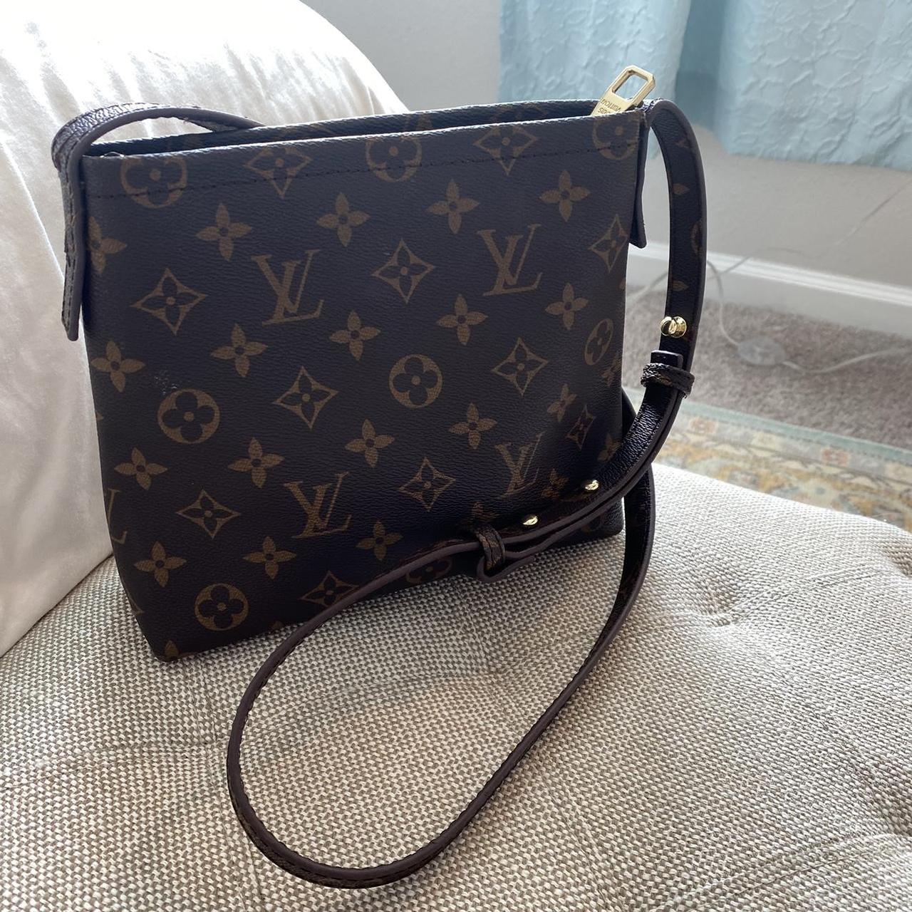 Louis Vuitton Women's Bag | Depop