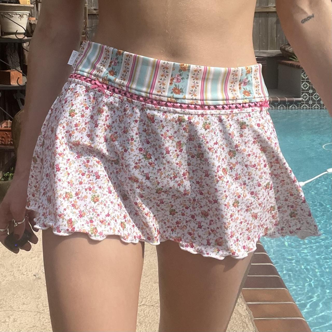 XOXO Women's White and Pink Skirt | Depop