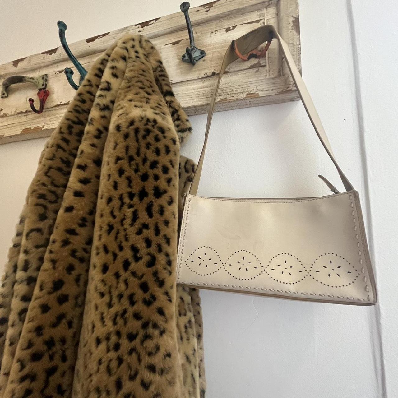 item listed by bookaboutbrooke