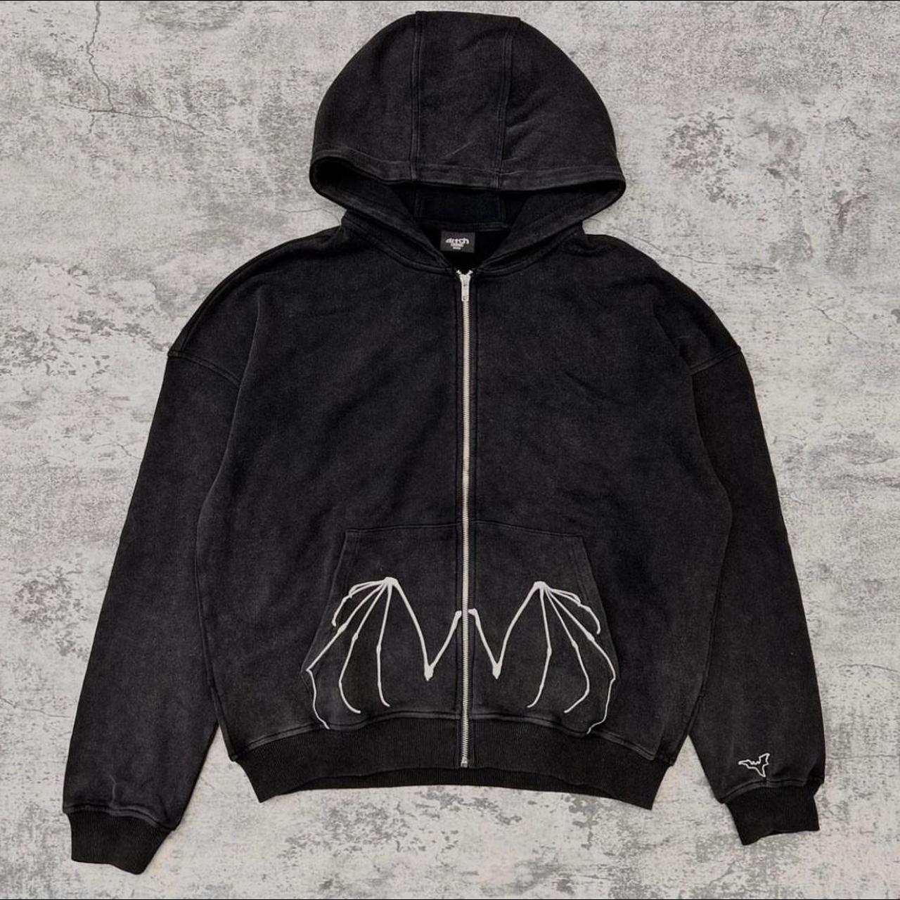 ditchla bat wing zip up (limited