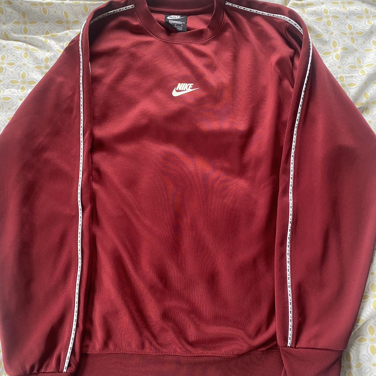 mens red nike crewneck sweatshirt