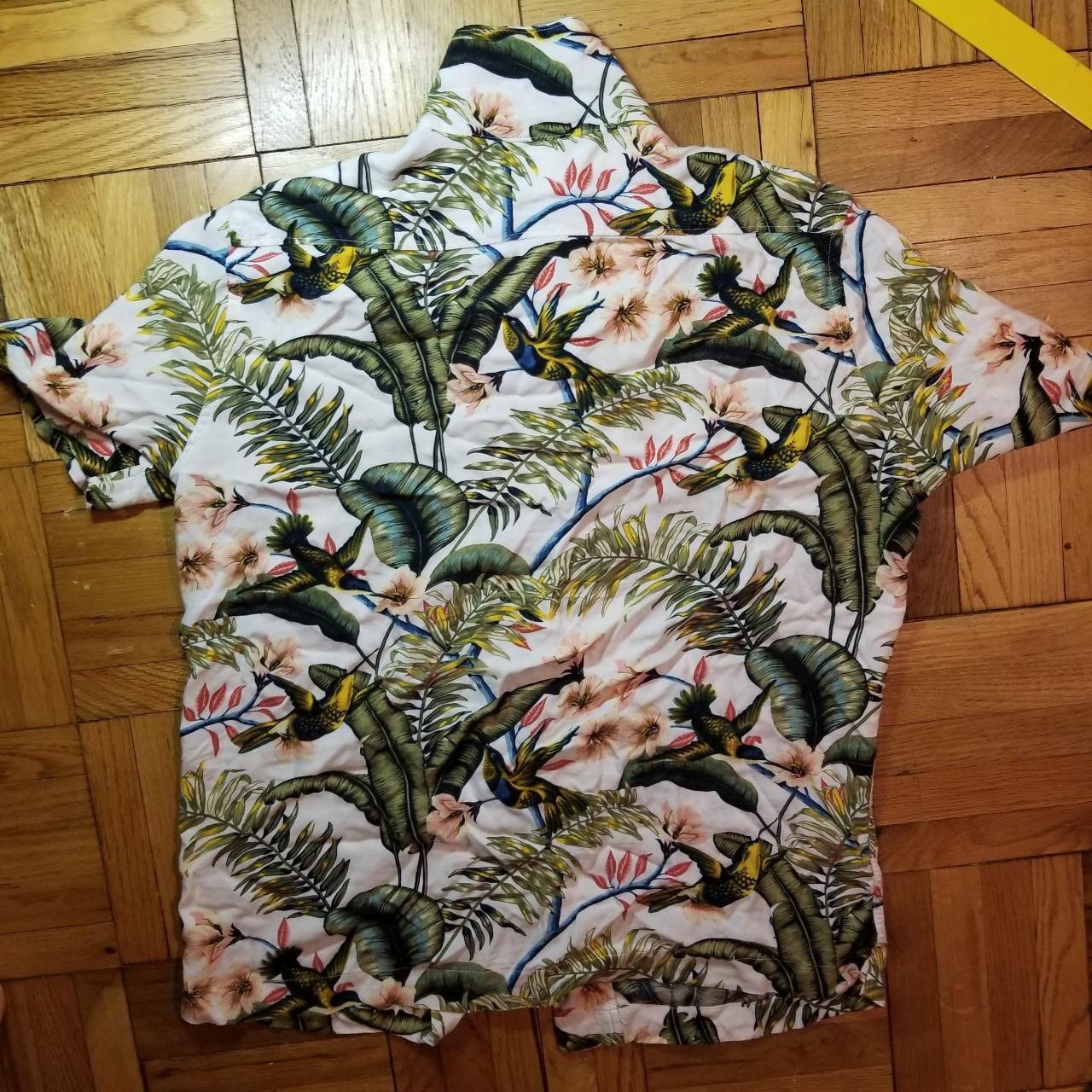 H&m hummingbird outlet shirt