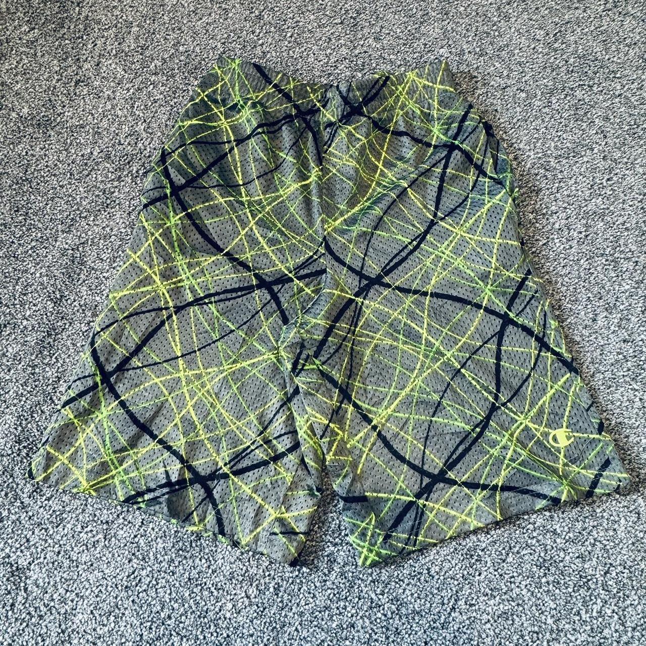 Champion Mens Medium Green Black Embroidered Depop