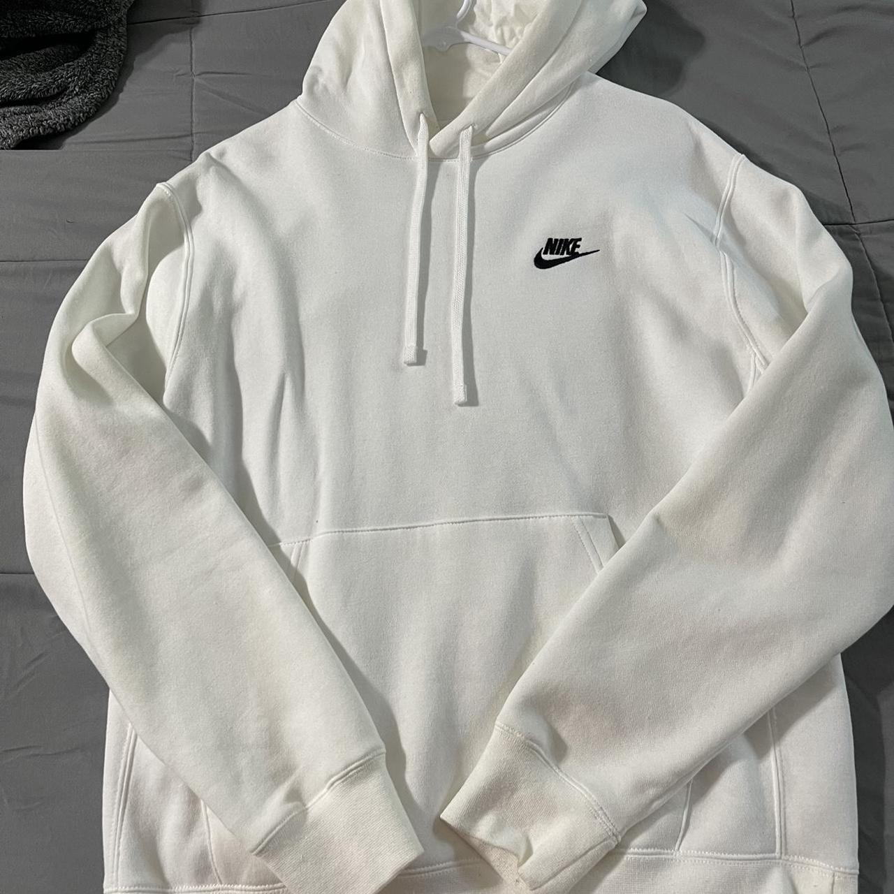 white nike hoodie size M brand new - Depop