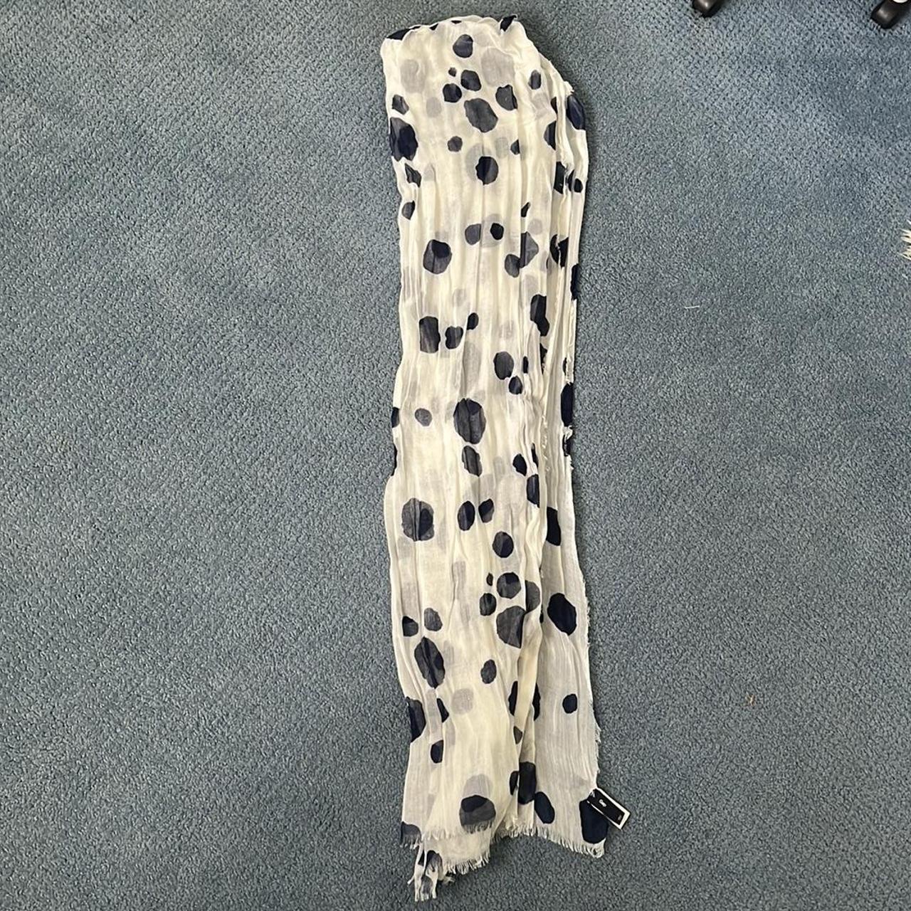 Gap Women's Scarfwraps Depop