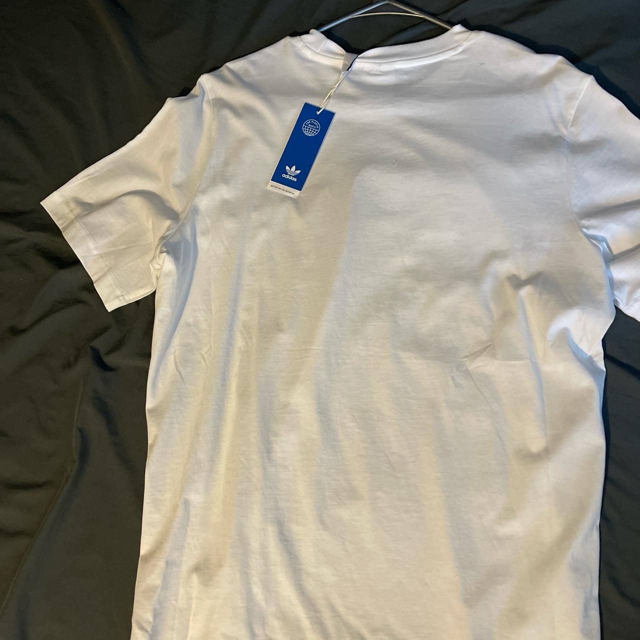 Large White Adidas T-Shirt NEVER WORN - Great Condition - Depop