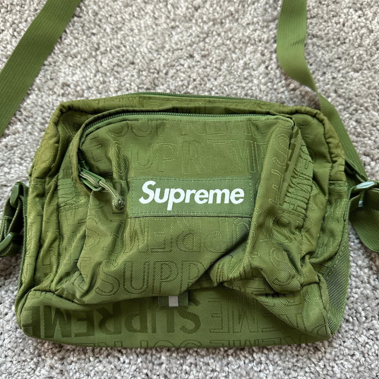 Supreme Women's Bag Depop