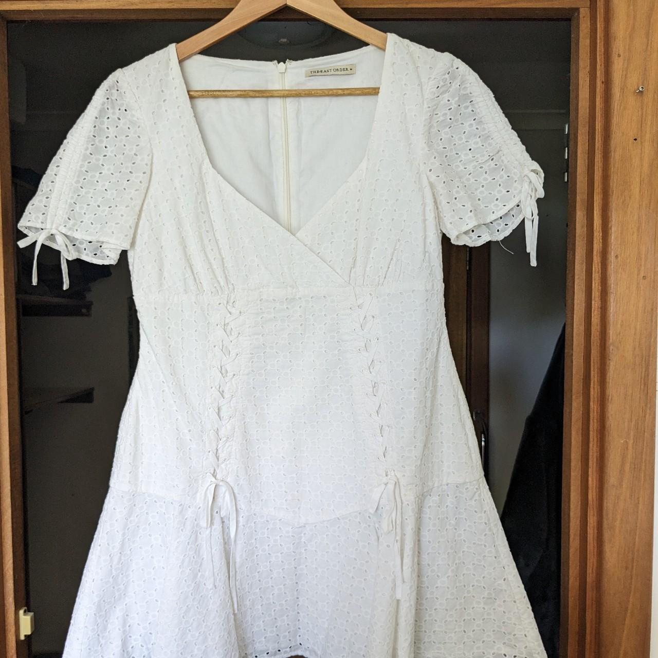 Super sweet white Broderie Anglaise The East Order... - Depop