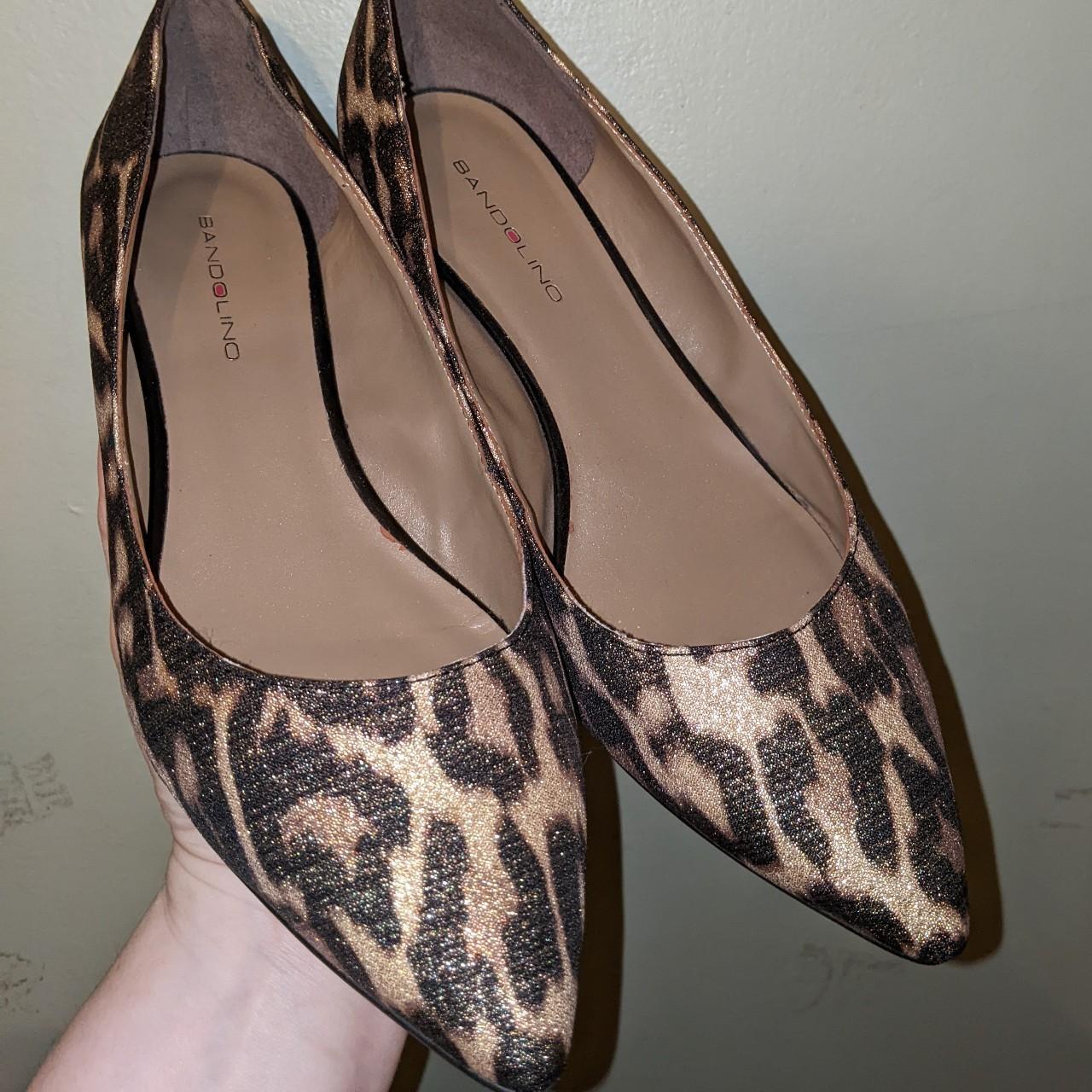 Bandolino best sale leopard flats