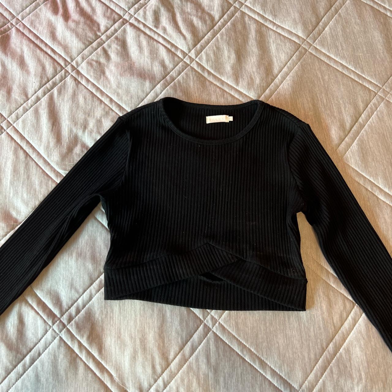 Meshki Women's Black Crop-top | Depop