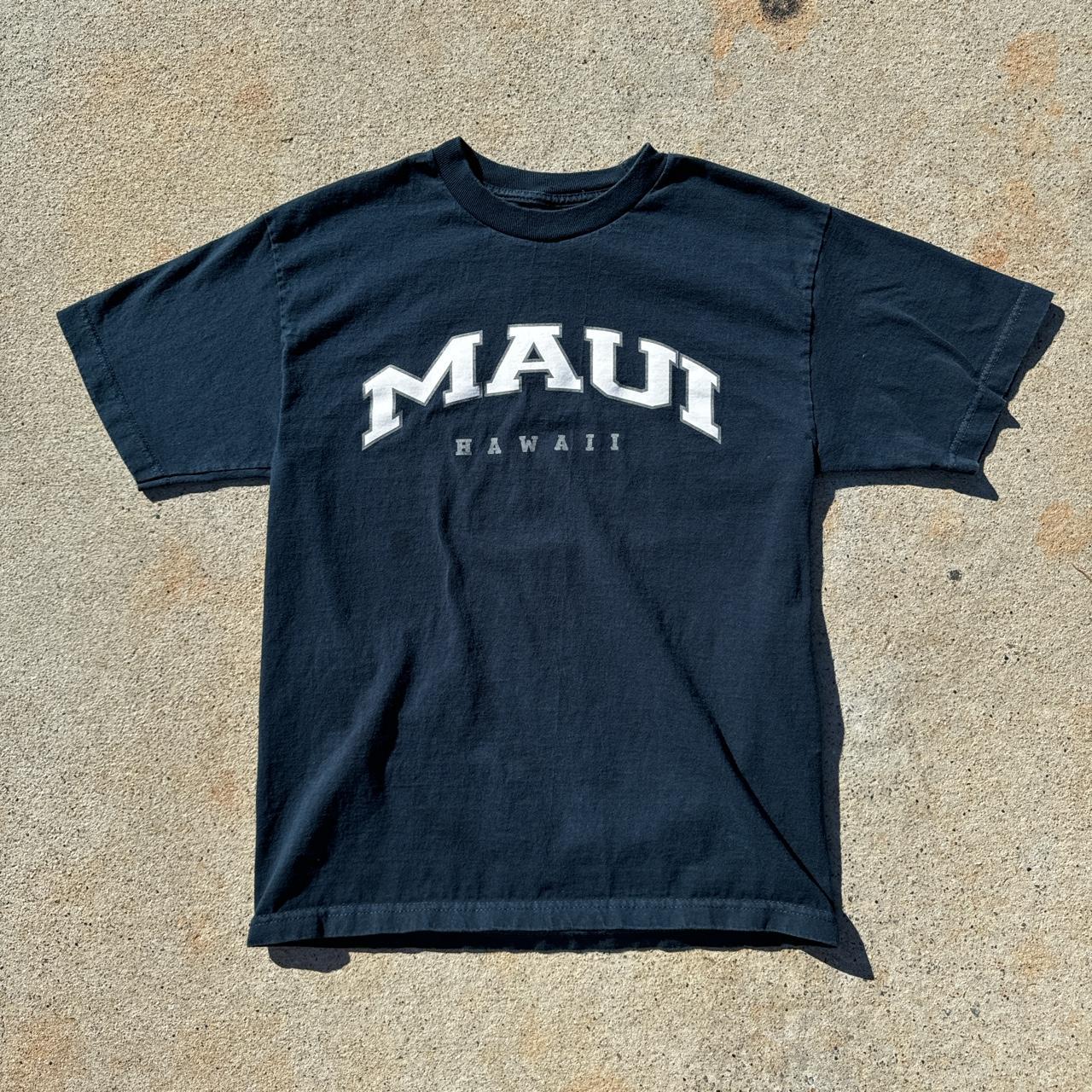 Vintage 2000s Maui Hawaii Tshirt -size large... - Depop