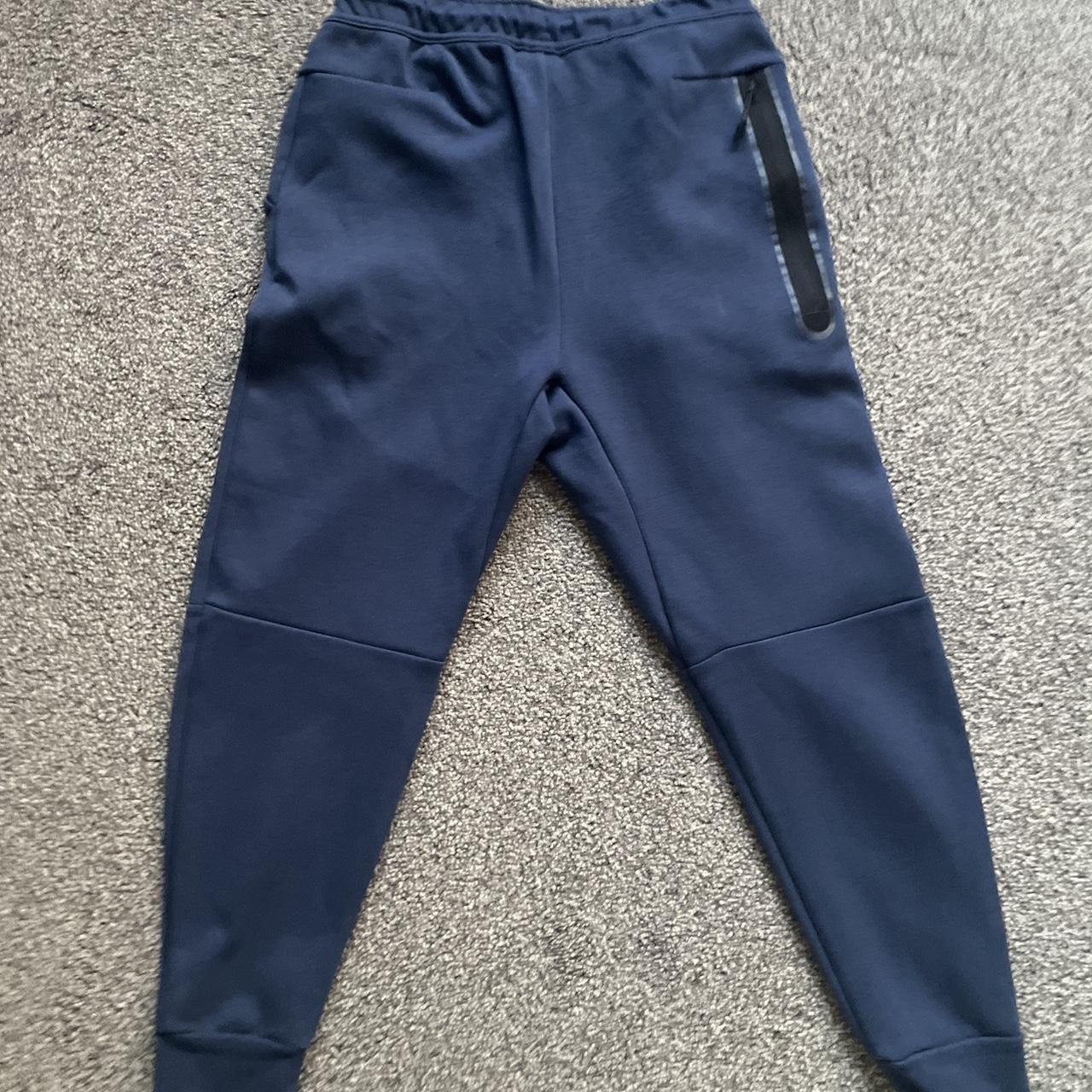 mens navy nike fleece joggers