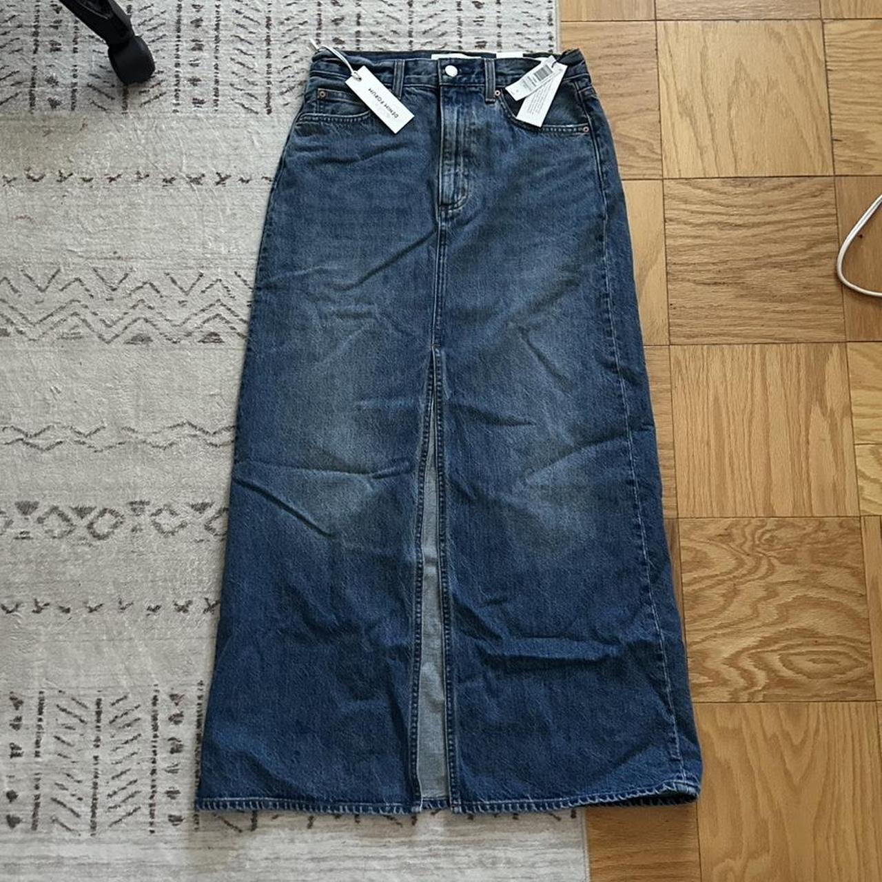 item listed by dizzy_closets