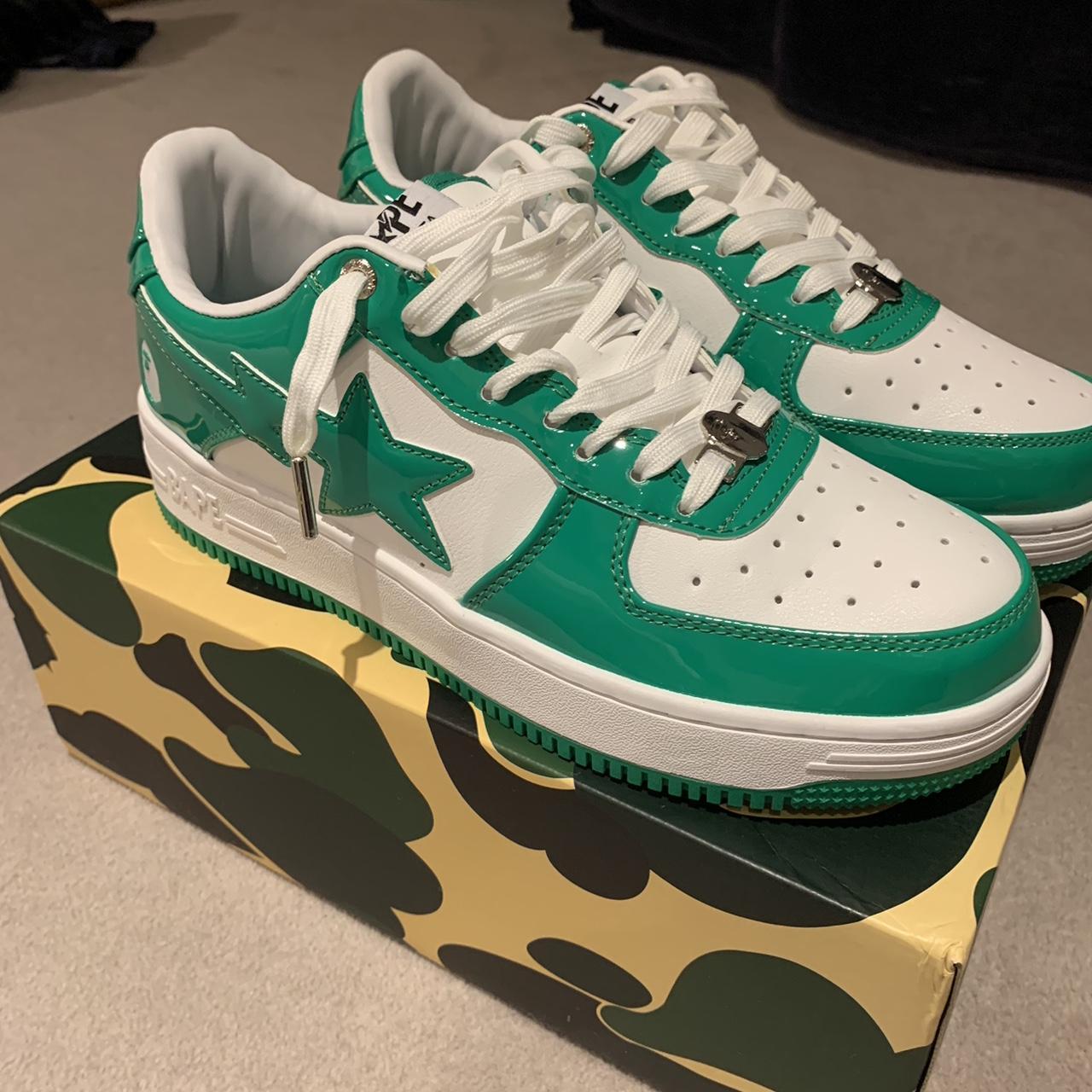 BAPE Men's White and Green Trainers | Depop