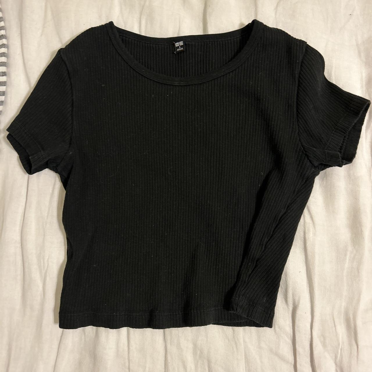 Black scoop neck ribbed UniQlo crop... - Depop