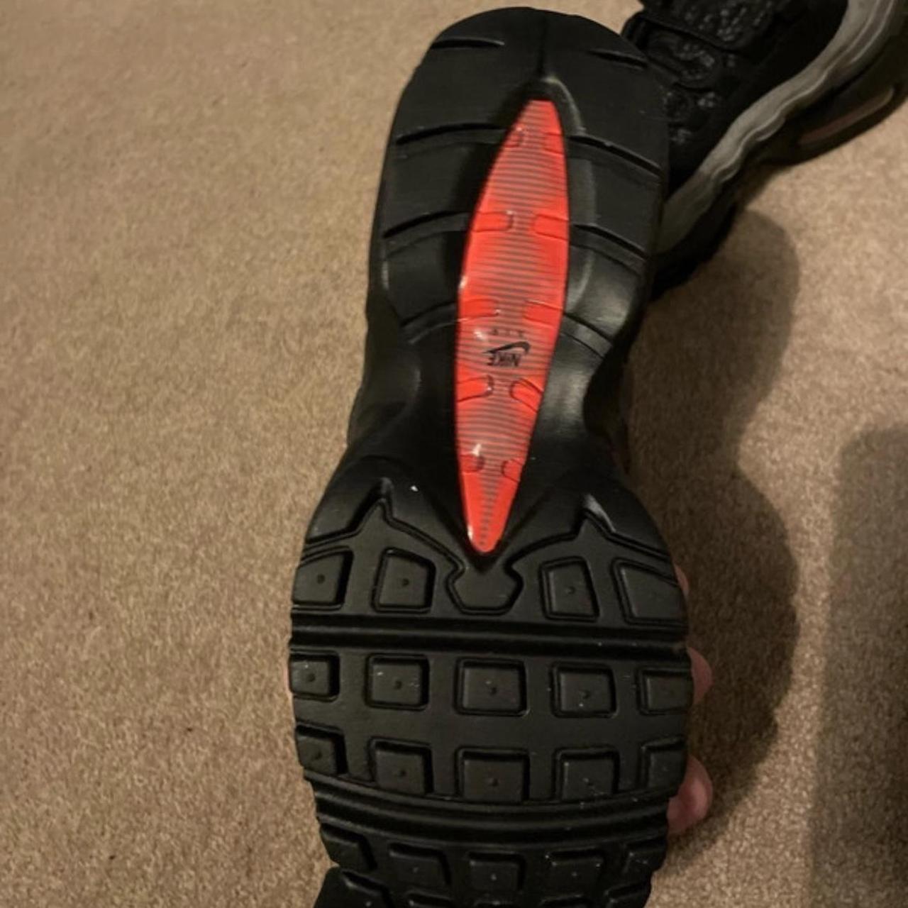 air max 95s black