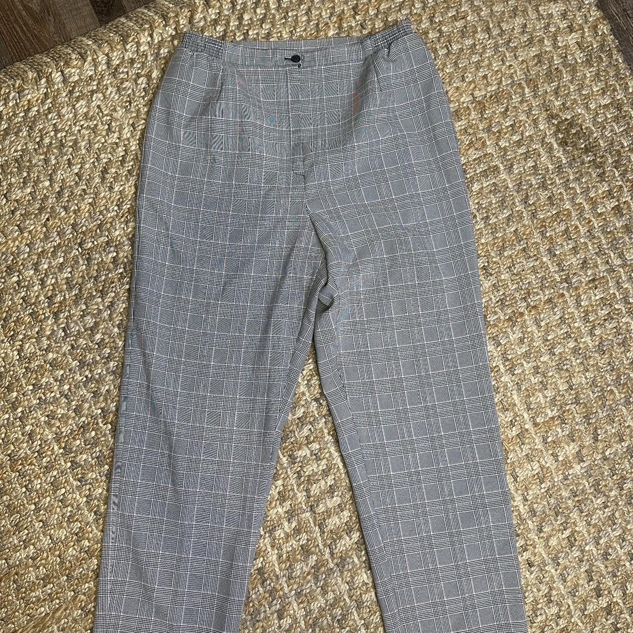 Vintage Plaid Pants. Fits more like a size 12.... - Depop
