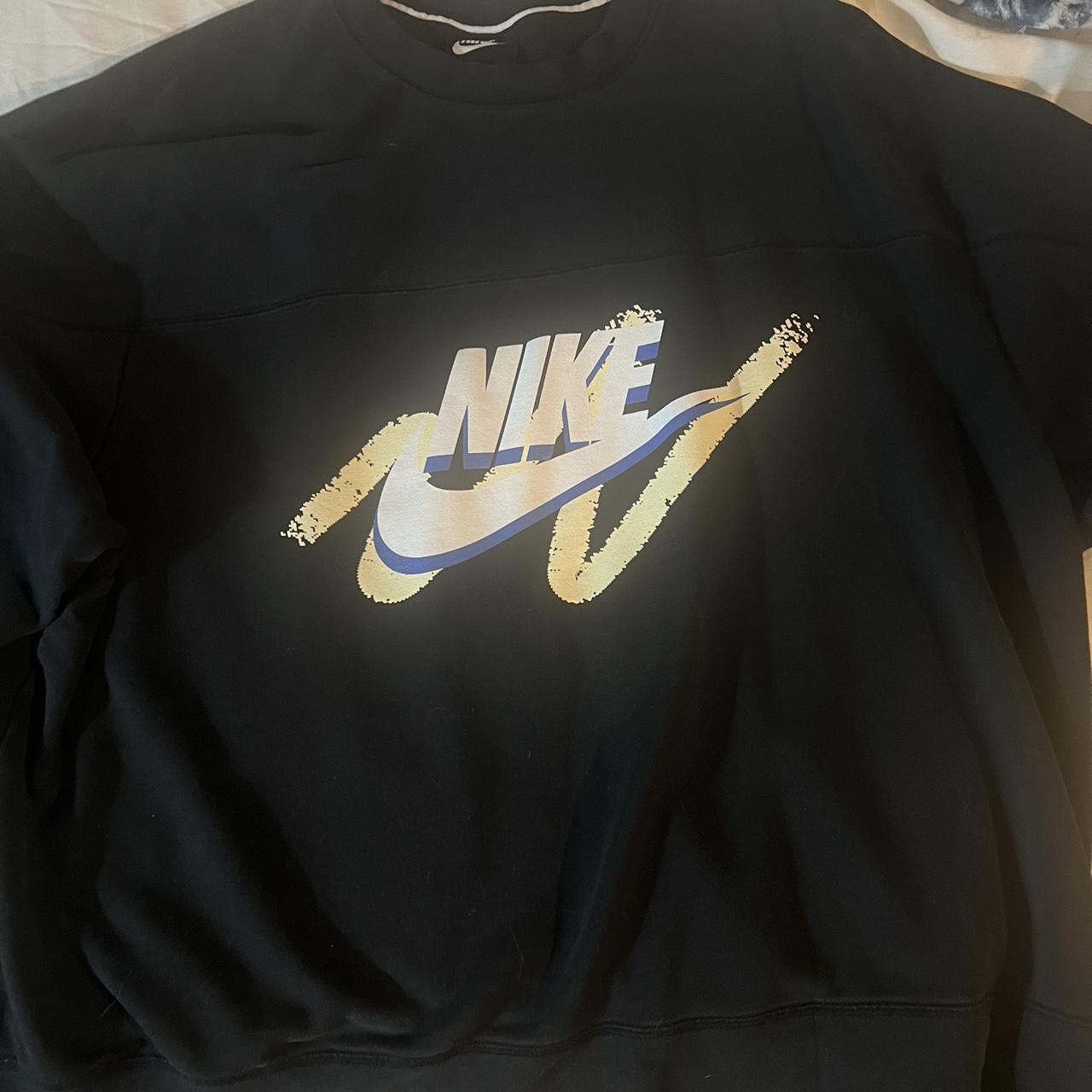 Gold and black online nike sweatshirt