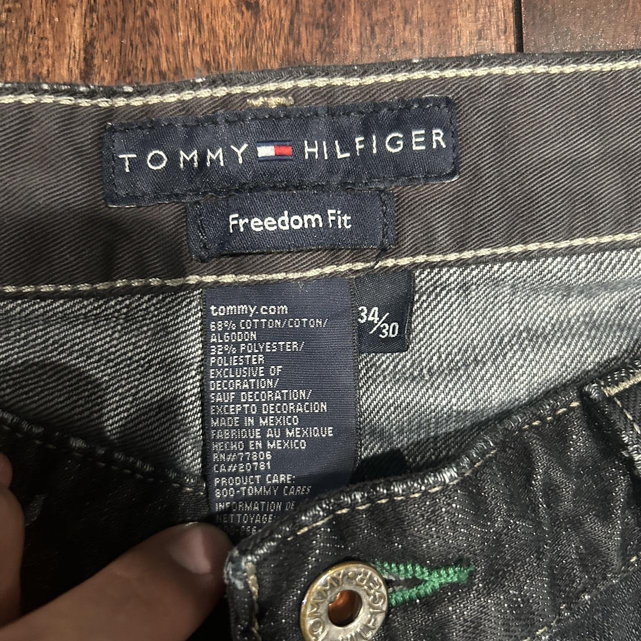 fintælling Bred vifte Rejse Tommy Hilfiger Men's Navy Jeans | Depop