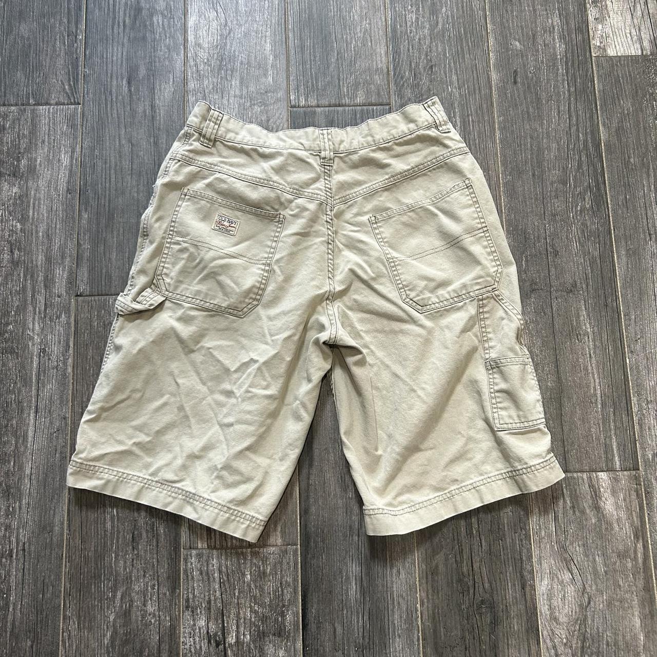 Old Navy Men's Cream Shorts Depop