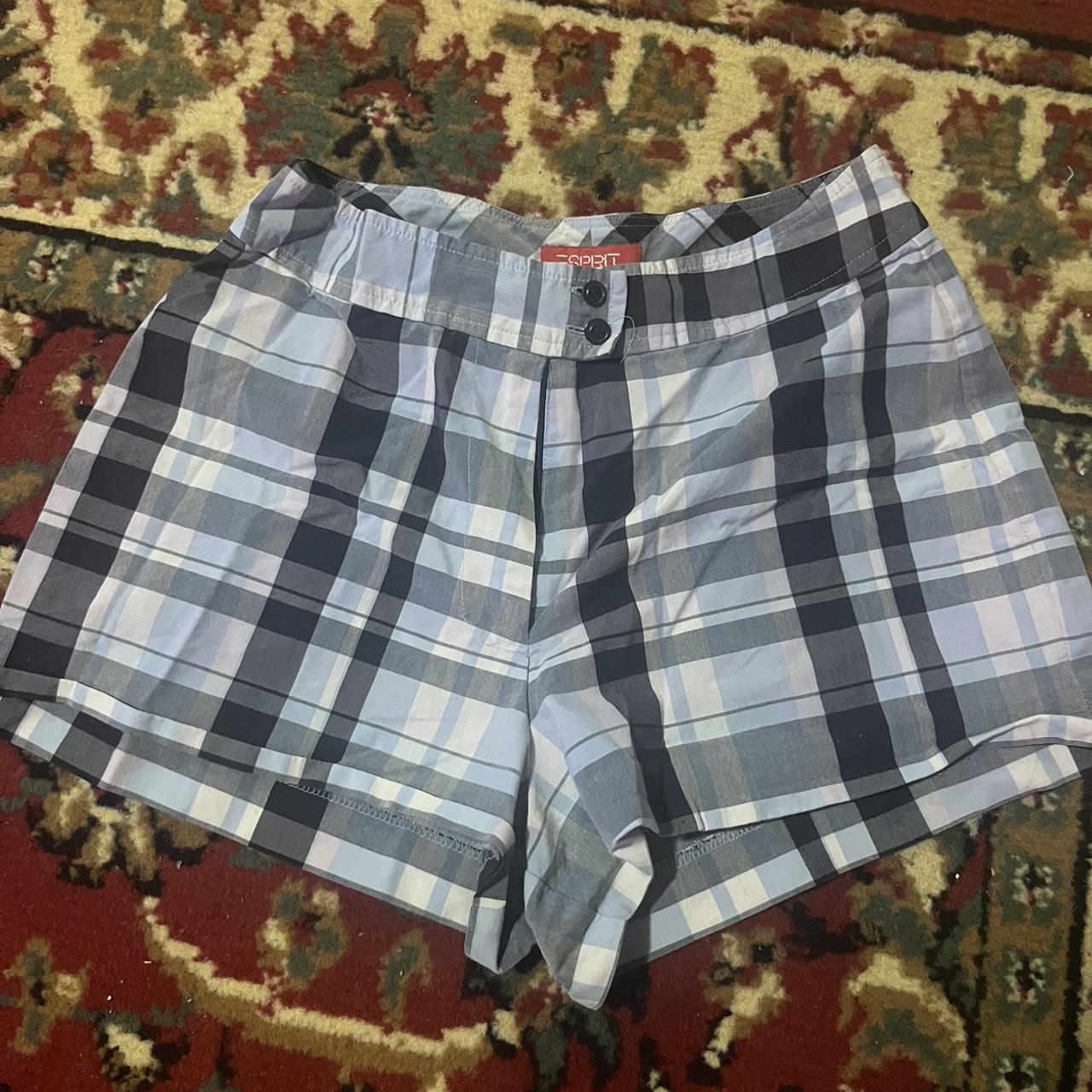 Super cute blue plaid shorts that give me a retro... - Depop