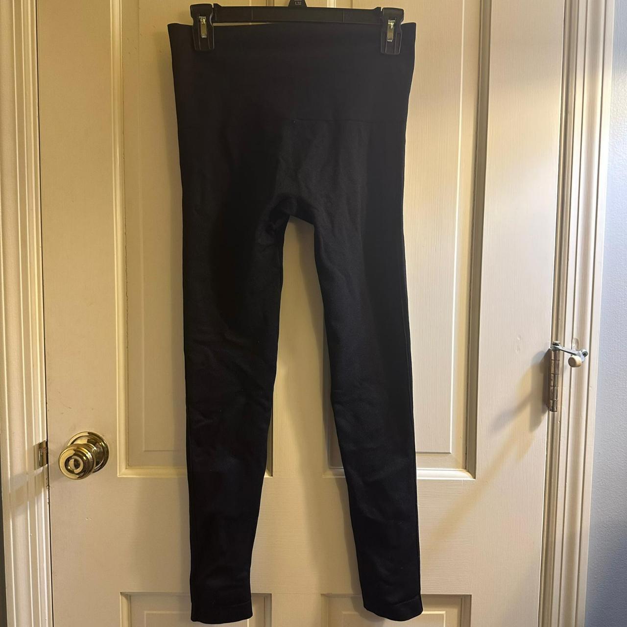 black leggings - Depop